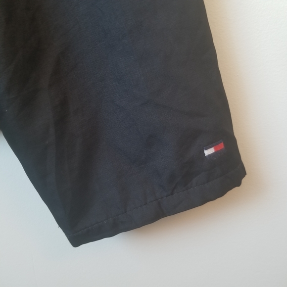 Tommy Hilfiger black golf jacket - Picture 7 of 8
